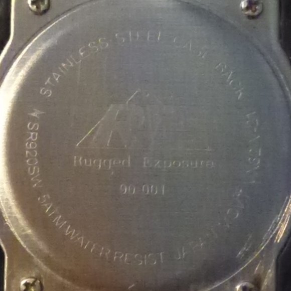 Rugged Exposure Adult Dive Watch - Picture 4 of 4